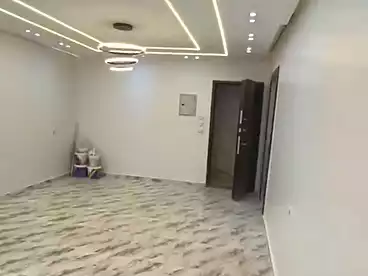 شقق للبيع في شارع الخمسين، النزهة 2، 140 متر