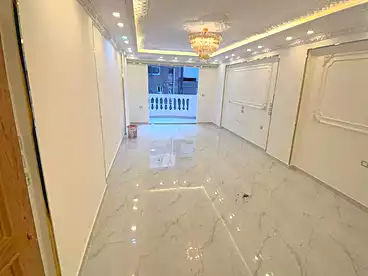 شقق للبيع في شارع خليل حماده، سيدي بشر بحري، 130 متر