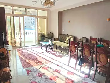 شقق للبيع في شارع المجزر الالي، اللبيني، 140 متر