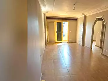 عقارات للبيع في شارع حسن باشا الاسكندراني، محرم بك، 110 متر