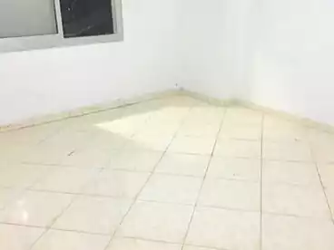 عقارات للإيجار في البيطاش، العجمي، 90 متر