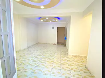 عقارات للإيجار في شارع ابراهيم عثمان، البيطاش، 100 متر