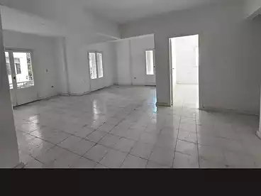 Administrative For rent in Ganaklis, Alexandria, 180 sqm
