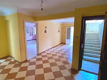 شقق للبيع في شارع كفر العجمي، البيطاش، 125 متر