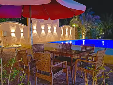أي فيلا للإيجار في كاسكادا، مدينة سفنكس الجديدة، 2100 متر