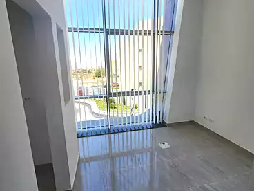 Offices For rent in The Ledge Mall - Akoya, Compounds in New Cairo, 85 sqm