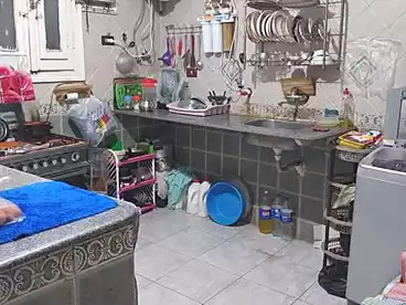 شقق للبيع في شارع الزهور، البيطاش، 100 متر