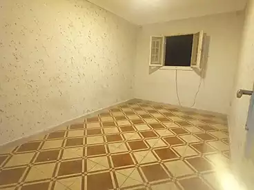 Apartments For sale in El-Sharkawy St, New El Hadra, 70 sqm