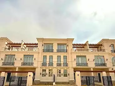 فلل للبيع في كمبوند جرانفيل - فاوندرز، الحي السكني الخامس - R5، 246 متر