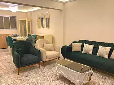 شقق للبيع في شارع البرنسيسة، البيطاش، 100 متر