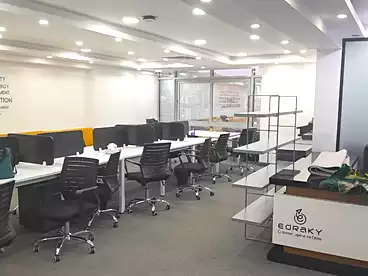 عقارات للإيجار في بافاريا تاون - مرشدي جروب، كمبوند بالمعادي، 300 متر