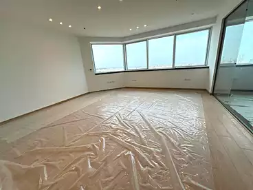 Corporate Branch For rent in Southern 90th St., 90th Street, 350 sqm