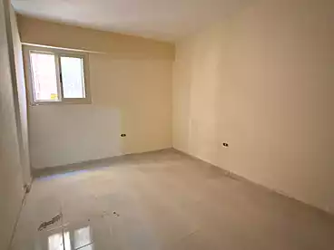 شقق للبيع في شارع الحنفية، البيطاش، 90 متر