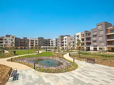 Apartment with Garden For sale in Club Residence Apartments - District 5 Compound, District 5 Compound - Marakez, 160 sqm