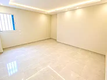 شقق للبيع في طريق الجيش، سبورتنج، 105 متر
