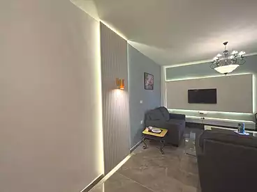 For rent in 17th St., First Zone Buildings, 135 sqm