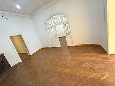 مقر إداري للإيجار في شارع 18، سرايات المعادي، 1200 متر