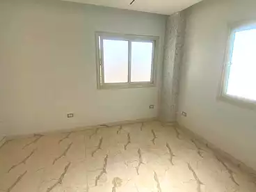 شقة بحديقة للبيع في مدينة بدر، القاهرة الكبرى، 130 متر