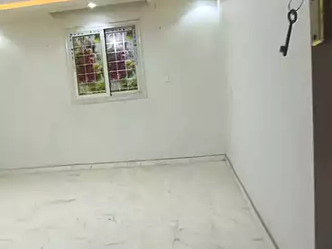 شقق للبيع في شارع 27، النزهة 2، 160 متر
