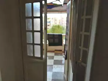 شقق للإيجار في شارع رايل، منشية عين حلوان، 130 متر
