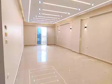 عقارات للبيع في شارع خليل حماده، سيدي بشر بحري، 135 متر