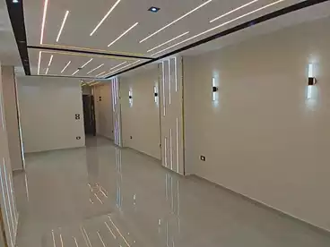 شقق للبيع في شارع الاربعين، بيانكي، 140 متر