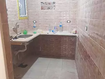 شقق للبيع في أبو يوسف، العجمي، 100 متر