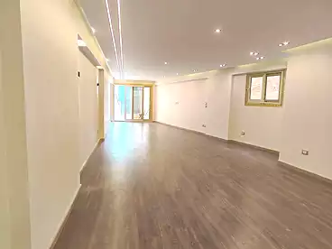 Apartments For sale in Mahmoud El-Isawy St., Miami, 165 sqm