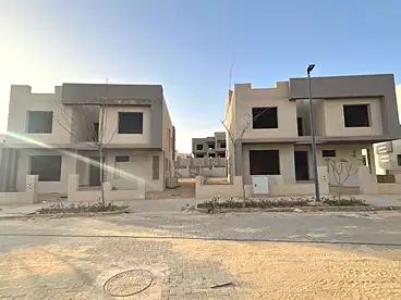 Villas For sale in Grand Heights Compound - Kuwadico, Compounds in 6 October, 410 sqm