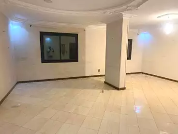 عقارات للإيجار في شارع الهرم، الهرم، 100 متر
