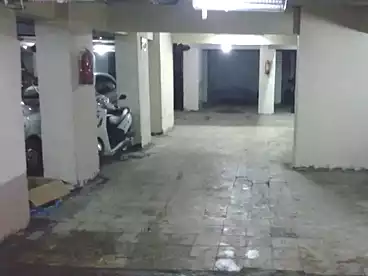 جراج للبيع في روض الفرج، شبرا، 561 متر