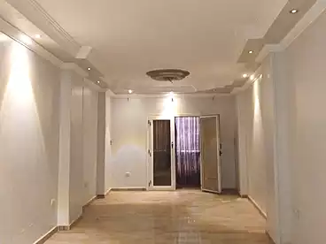 شقق للبيع في اللبيني، فيصل، 130 متر