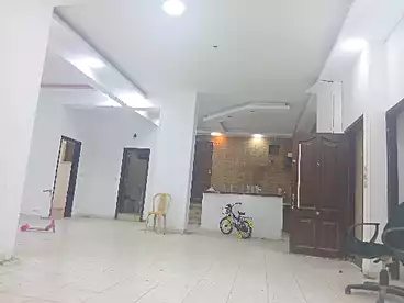 Properties For rent in Street 1, First Neighborhood, 250 sqm