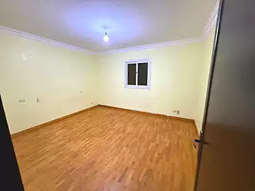 Properties For sale in El Sheikh Mohammed El Nadi St., 6th Zone, 250 sqm