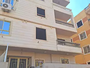 شقق للبيع في شارع الجامعة، الحي التاسع، 185 متر