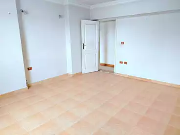 Properties For rent in Ragheb St., El Ezba El Qebliah, 125 sqm