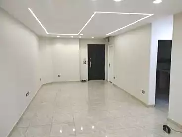 شقق للبيع في الحي الرابع، الهضبة الوسطى، 130 متر