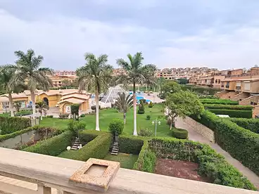 فلل للبيع في كمبوند بيراميدز ووك - وادي دجلة، كمبوند في ٦ اكتوبر، 380 متر