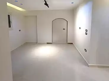 شقق للبيع في الفلكي، السيوف، 100 متر