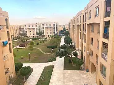 في شارع أحمد رامي، المرحله الأولى، 155 متر
