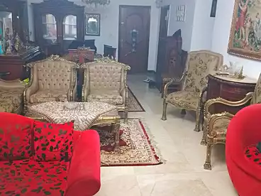 in Street 100, Tenth Neighborhood, 154 sqm