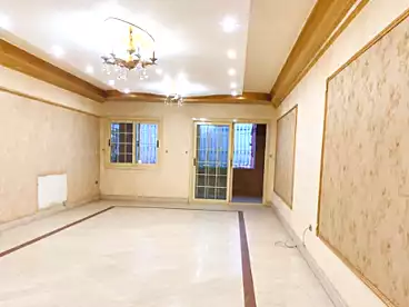 Apartments For sale in Mostafa El Nahaas St., Nasr City, 220 sqm