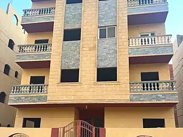 شقة بحديقة للبيع في مدينة بدر، القاهرة الكبرى، 135 متر