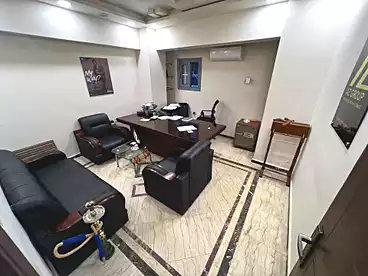 إداري للبيع في كامب شيزار، الاسكندرية، 400 متر