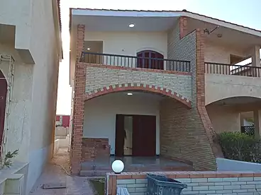 فلل للبيع في قريه جامعه القاهره 2، منتجعات الساحل الشمالى، 200 متر