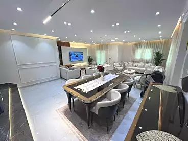 سكني للبيع في شارع 66، الحي الثاني، 220 متر