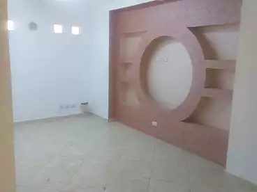 شقق للبيع في شارع اسماعيل كامل، حلوان الشرقية، 165 متر