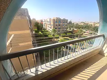 عقارات للبيع في شارع 33، الحي الأول، 111 متر