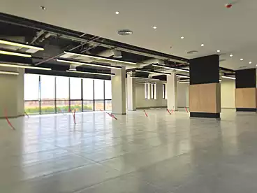 Offices For rent in Southern 90th St., 90th Street, 600 sqm