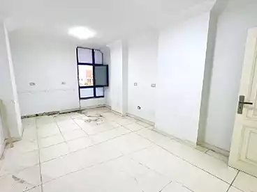 Administrative For rent in El-Galaa St., Victoria, 115 sqm
